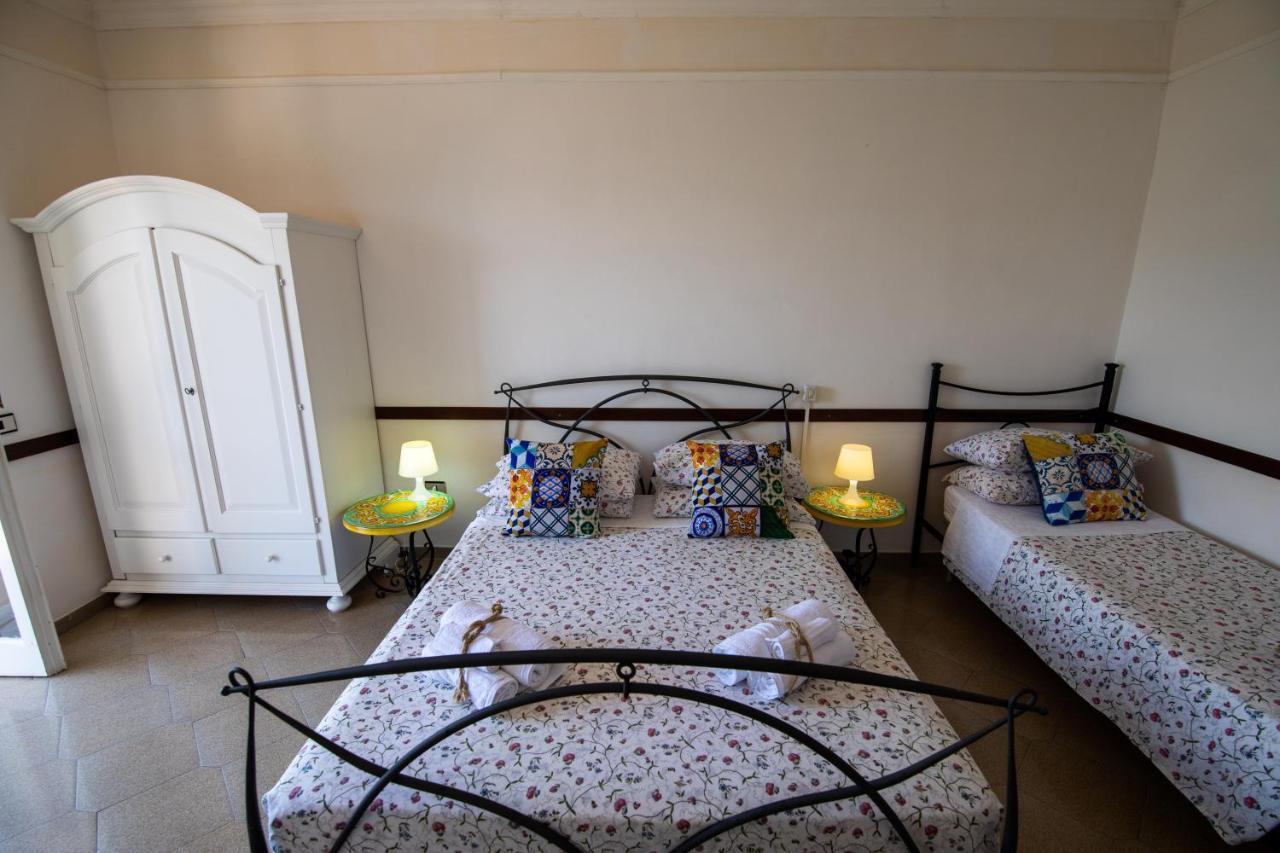 Madonna Della Scala Bed and Breakfast Castellabate Buitenkant foto