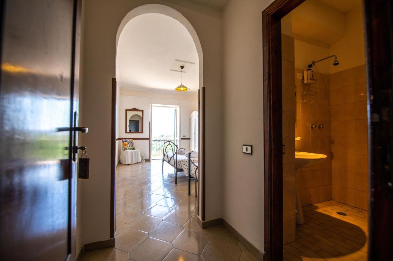 Madonna Della Scala Bed and Breakfast Castellabate Buitenkant foto