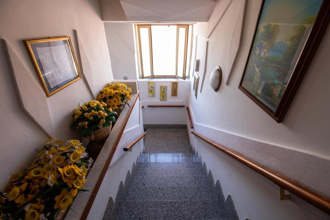 Madonna Della Scala Bed and Breakfast Castellabate Buitenkant foto